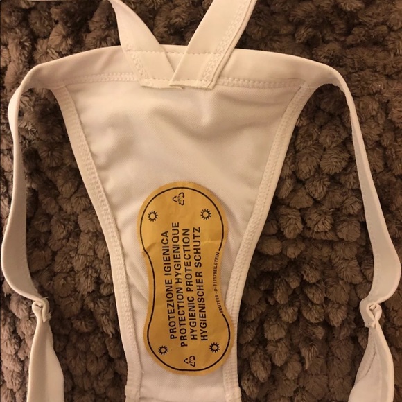 White Micro Brazilian Cut / Triangle Top large - Picture 9 of 10